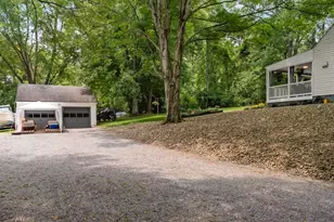 519 S Main St, Zelienople, PA 16063 - Photo 9