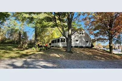 519 S Main St, Zelienople, PA 16063 - Photo 11