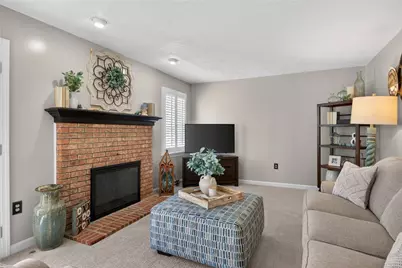 719 Marvle Valley Dr, Bethel Park, PA 15102 - Photo 19