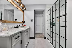 719 Marvle Valley Dr, Bethel Park, PA 15102 - Photo 29