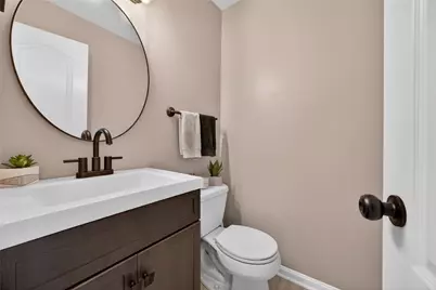 719 Marvle Valley Dr, Bethel Park, PA 15102 - Photo 21