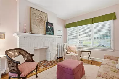1439 Severn St, Pittsburgh, PA 15217 - Photo 9