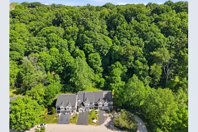 231 Commons Dr, Oakmont, PA 15139 - Photo 37