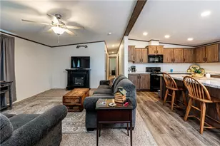84 High Vw Dr, Donegal, PA 15628 - Photo 5