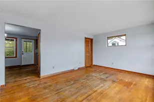 112 Chestnut Pl, Manor, PA 15665 - Photo 3