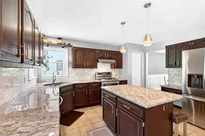 7020 Franklin Rd, Seven Fields Boro, PA 16046 - Photo 3