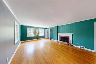 1025 Washington Ave, Oakmont, PA 15139 - Photo 9