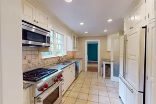 1025 Washington Ave, Oakmont, PA 15139 - Photo 17