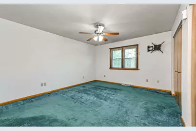740 Broadway, Pine Township, PA 15090 - Photo 11