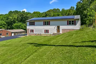 740 Broadway, Pine Township, PA 15090 - Photo 1