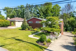 4826 Criss Rd, Bethel Park, PA 15102 - Photo 35