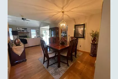 2416 Pebble Creek Court Court, Hermitage, PA 16148 - Photo 9
