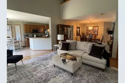 2416 Pebble Creek Court Court, Hermitage, PA 16148 - Photo 13
