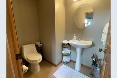 2416 Pebble Creek Court Court, Hermitage, PA 16148 - Photo 7