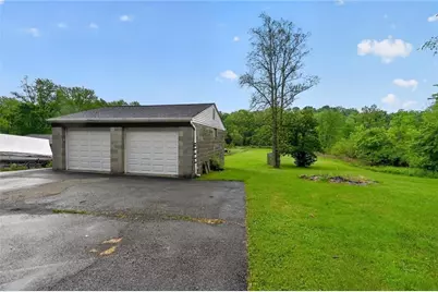 2975 Leechburg Rd, Pittsburgh, PA 15239 - Photo 17