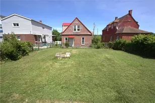233 Allen Ave, Donora, PA 15033 - Photo 17