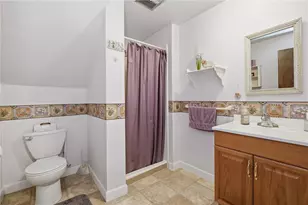225 Woodcroft Rd, Economy, PA 15005 - Photo 31