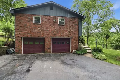 225 Woodcroft Rd, Economy, PA 15005 - Photo 43