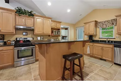 225 Woodcroft Rd, Economy, PA 15005 - Photo 3