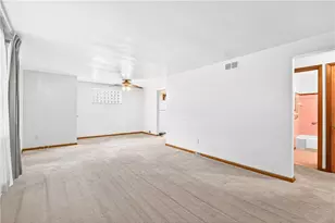 4830 Barberry St, Pittsburgh, PA 15207 - Photo 5