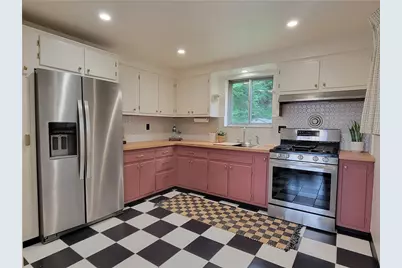 224 Herbst Rd, Kennedy Township, PA 15108 - Photo 13