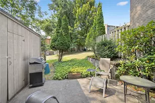 512 Dogwood Ct, Ross Twp, PA 15237 - Photo 3