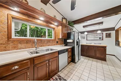 106 Daums Ln, Penn Twp, PA 15085 - Photo 9