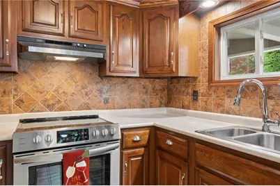 106 Daums Ln, Level Green, PA 15085 - Photo 11