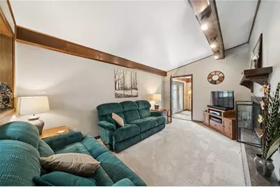 106 Daums Ln, Level Green, PA 15085 - Photo 7