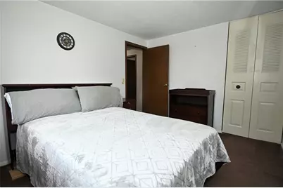 1264 Armstrong Dr, South Park, PA 15129 - Photo 17