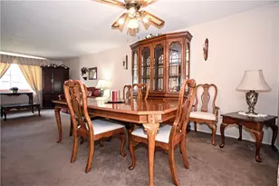 1264 Armstrong Dr, South Park, PA 15129 - Photo 9