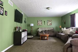 683 Fairview Rd, Washington Township, PA 16048 - Photo 13