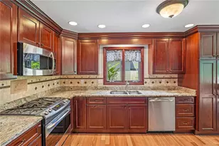 130 Village Dr, Cranberry Township, PA 16066 - Photo 9
