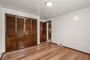 6111 Great Dane Dr, Bethel Park, PA 15102 - Photo 21