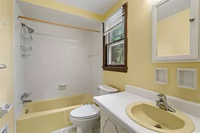 6111 Great Dane Dr, Bethel Park, PA 15102 - Photo 11