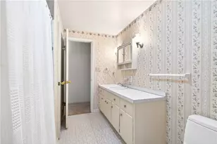 1 Bristol Dr, Greensburg, PA 15601 - Photo 39