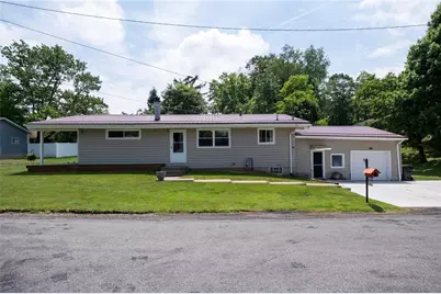 701 Pinchot St, Franklin Township, PA 16117 - Photo 1