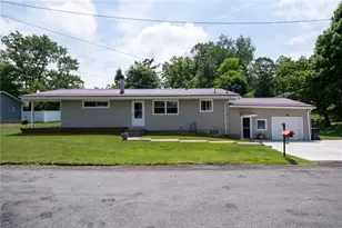 701 Pinchot St, Franklin Township, PA 16117 - Photo 1