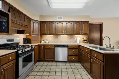 260 Chapel Dr, Elizabeth Twp/Boro, PA 15037 - Photo 25