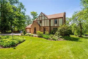 260 Chapel Dr, Elizabeth Twp/Boro, PA 15037 - Photo 5