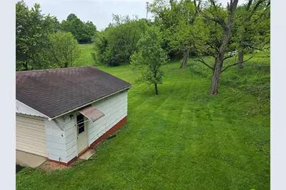 123 Broadlawn Dr, Elizabeth Twp/Boro, PA 15037 - Photo 39