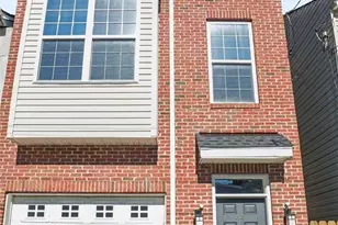 44 Uxor Wy, Pittsburgh, PA 15203 - Photo 1