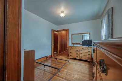 412 Old Zelienople Rd, Franklin Township, PA 16117 - Photo 15