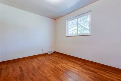 631 Charlotte Dr, Pittsburgh, PA 15236 - Photo 23