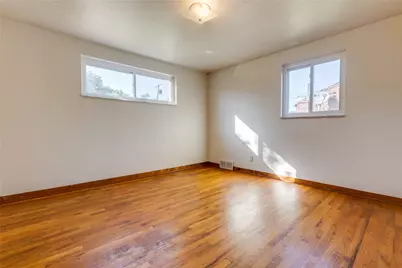 631 Charlotte Dr, Pittsburgh, PA 15236 - Photo 17