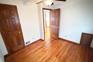 2972 Ruthwood Ave, Pittsburgh, PA 15227 - Photo 15