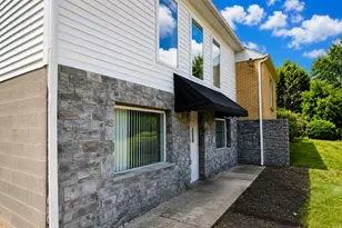 600 Edgewood, Washington Township, PA 15613 - Photo 3