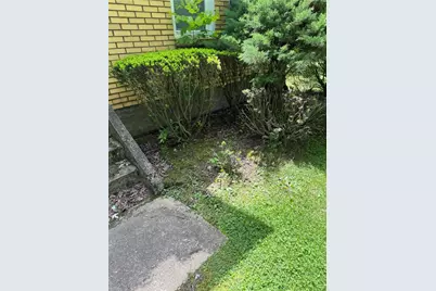 600 Edgewood, Washington Township, PA 15613 - Photo 9