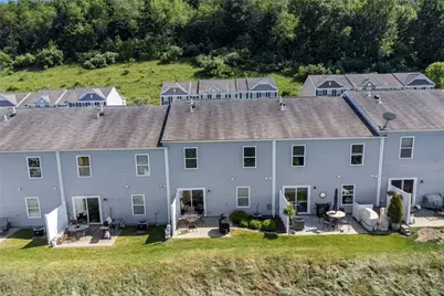 154 Rylie Dr #Ste 201, Jackson Township, PA 16037 - Photo 5