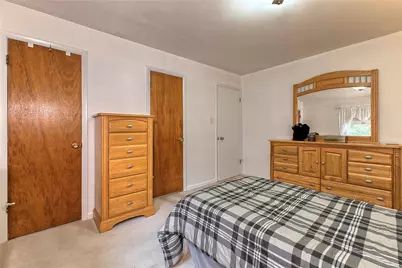 2555 Warren Rd, White Township, PA 15701 - Photo 11